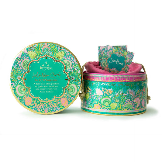 Intrinsic's Intuition Cards for Joy & Happiness. 32 affirmation cards with quotes from Adèle Basheer to uplift and empower. Beautiful to receive spiritual guidance, deep insight and tune into your inner knowing when you need a dose of inspiration.